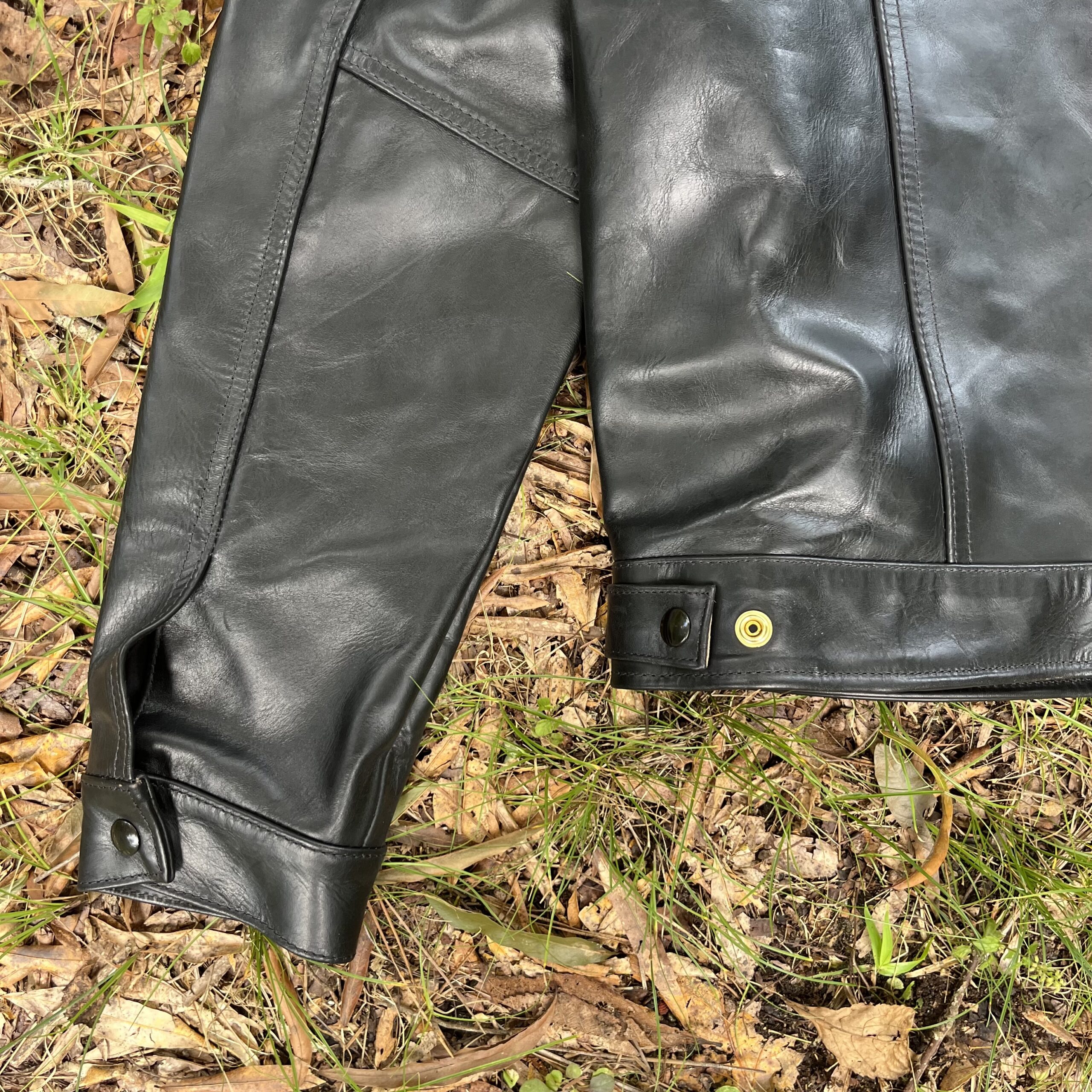 DudsByDel x Vanson MAVERICK Trucker Jacket in Black Chromexcel Horsehide, size 44 - Image 3